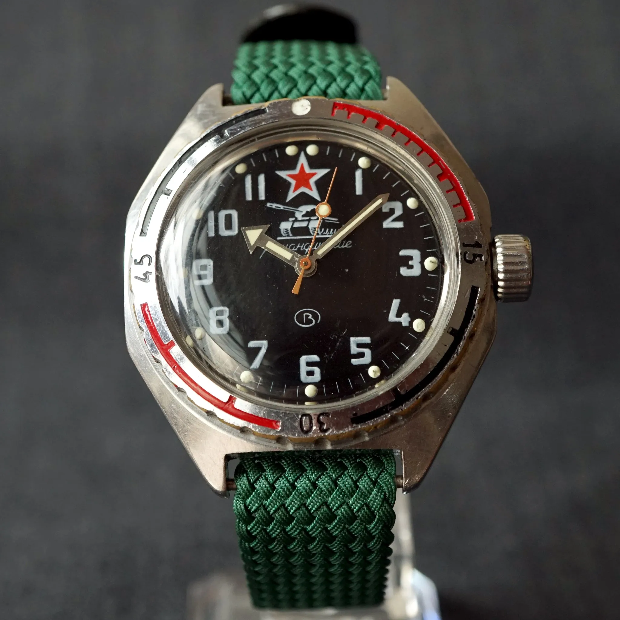 1980s USSR VOSTOK AMPHIBIAN NO-DATE TANK MILITARY WATCH