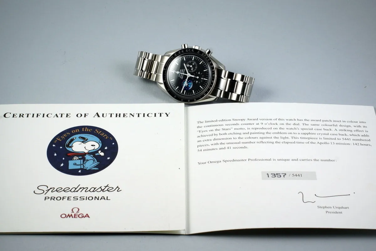 2003 Omega Speedmaster Snoopy Award 3578.51 with Box and Papers