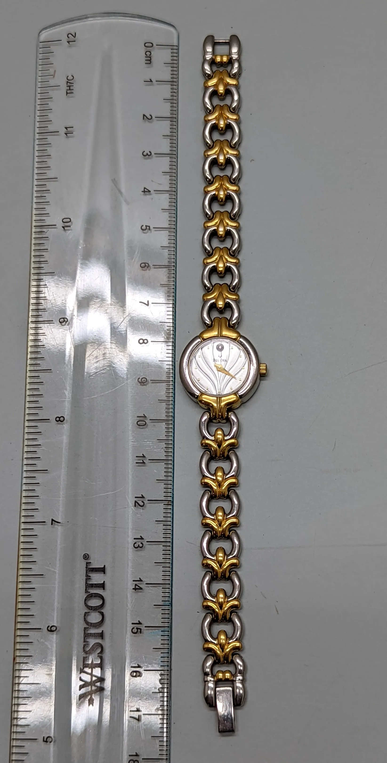 Bulova Diamond* 98P15 Wrist Watch for Women F*S