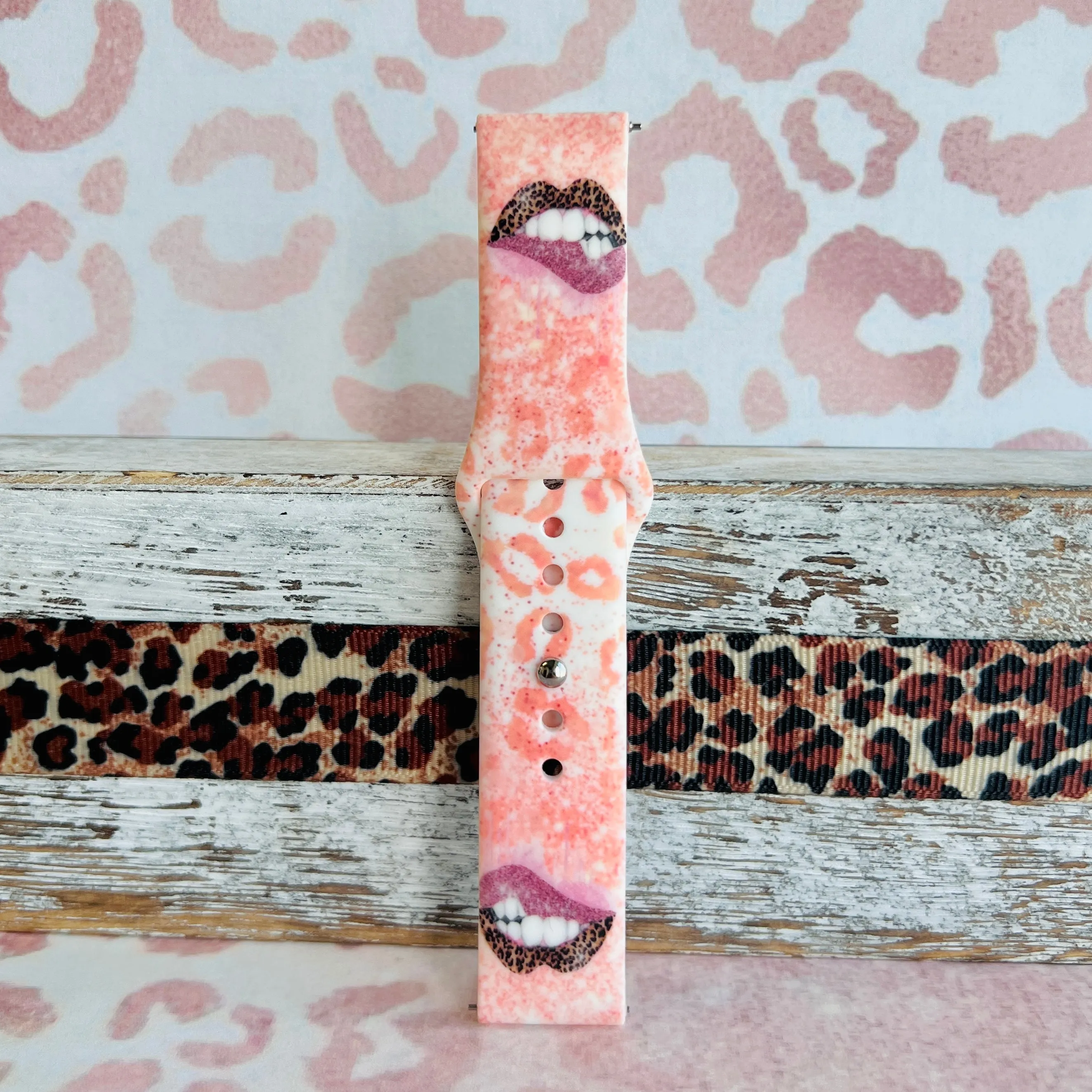 Leopard Blush Kisses Print Silicone Band For Samsung Watch