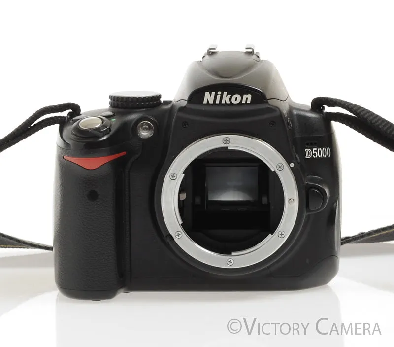 Nikon D5000 12.3MP Digital SLR Camera Body w/ Charger (~40,000 shots)