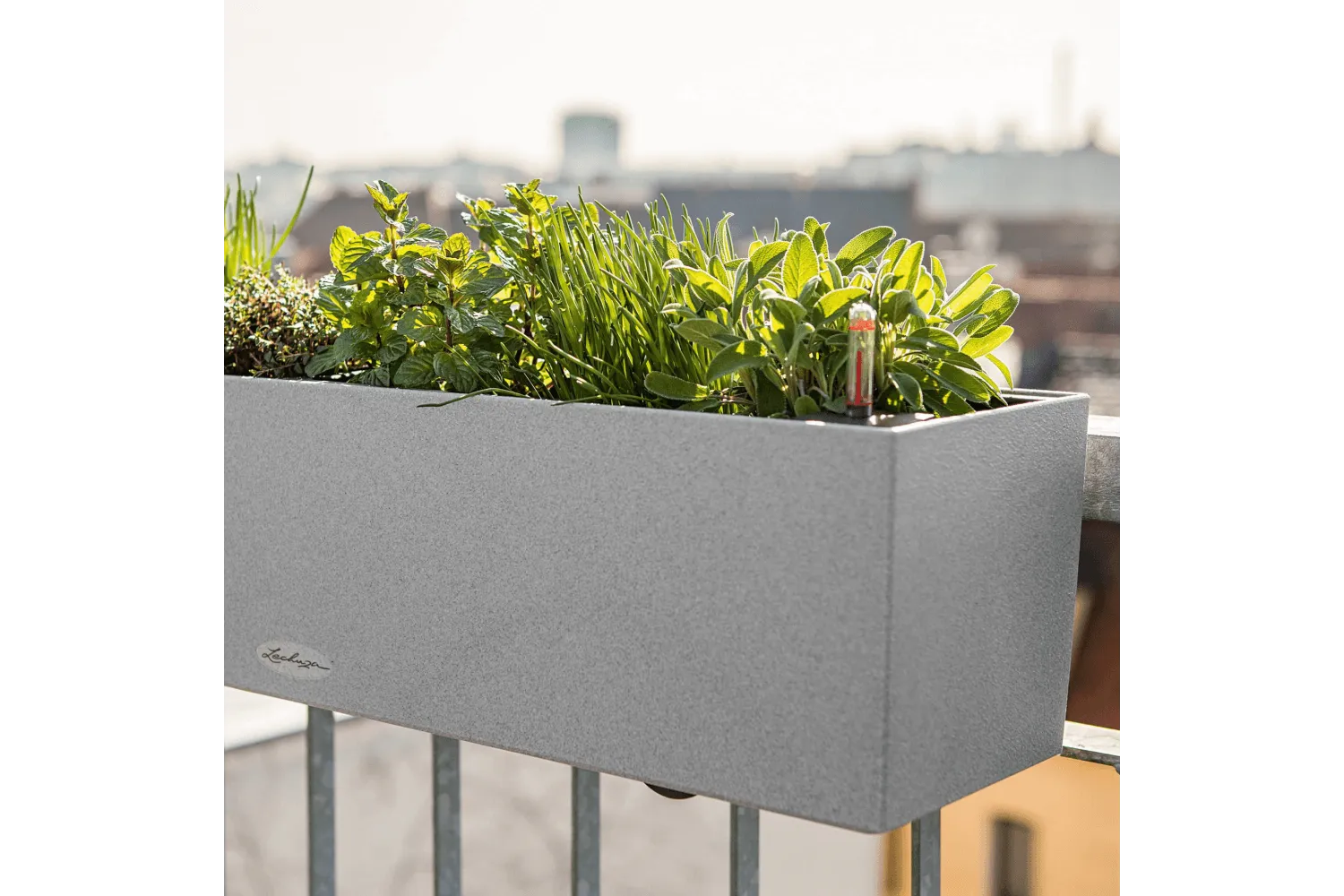 Stone balcony flowerbox with self watering system 80 cm