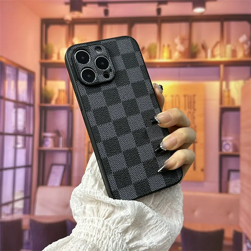 Tonggu Luxury Chessboard Grid for Iphone15promax Phone Case Apple 14pro Fancy 13promax Drop-Resistant Iphone12 Sets 11 Couple from a Famous Brand New 15P Leather Men and Women