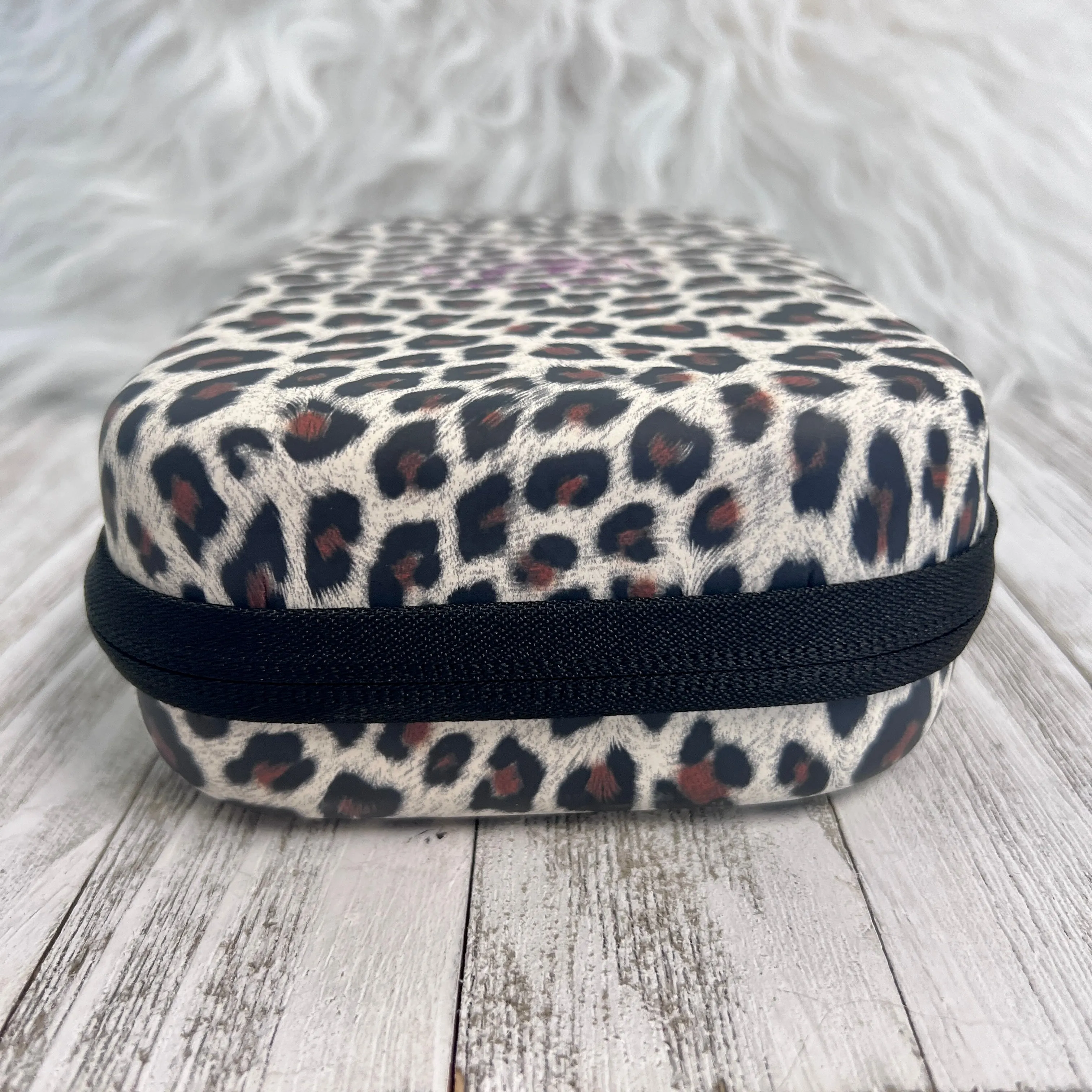 Travel Size Leopard Print Fancy Band Storage Case