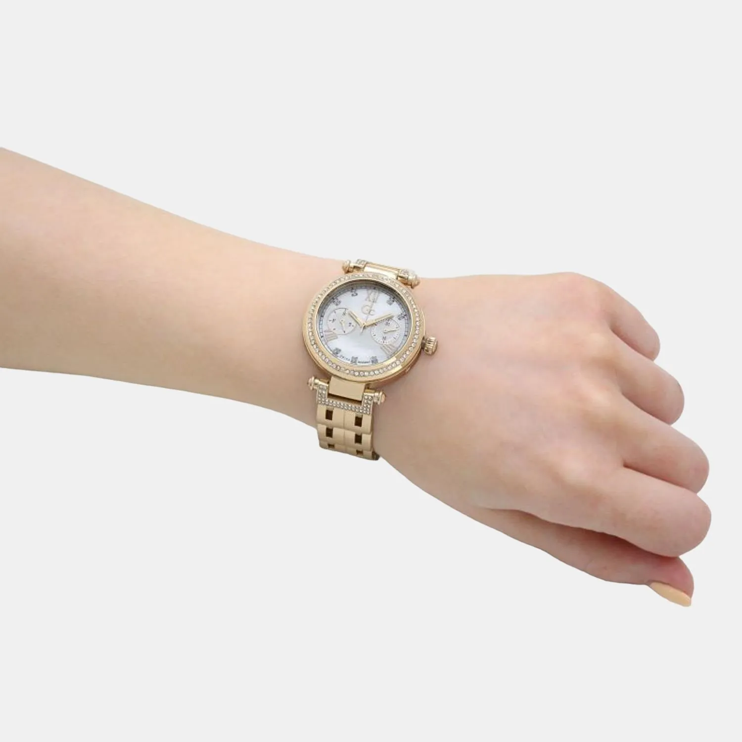 Women White Analog Stainless Steel Watch Y78002L1MF